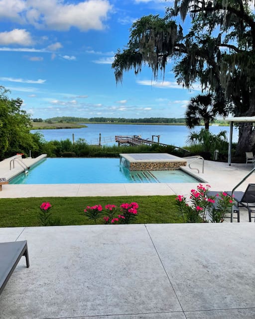 pool view